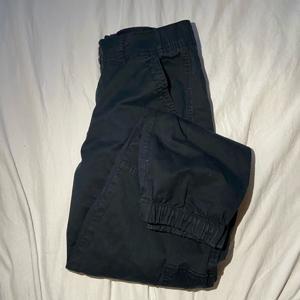 American Eagle Black Cargo Joggers